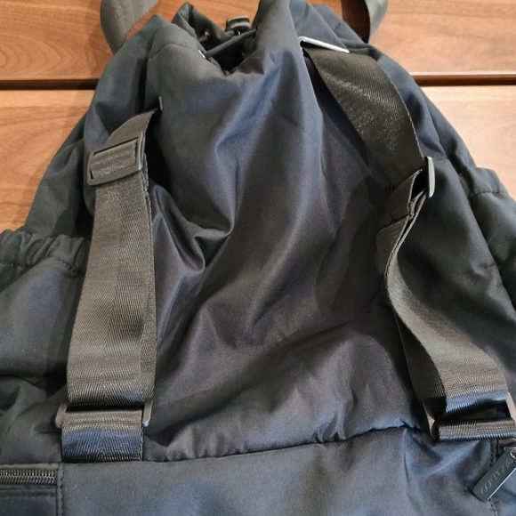 Beyond Yoga Black Backpack - Picture 4 of 8